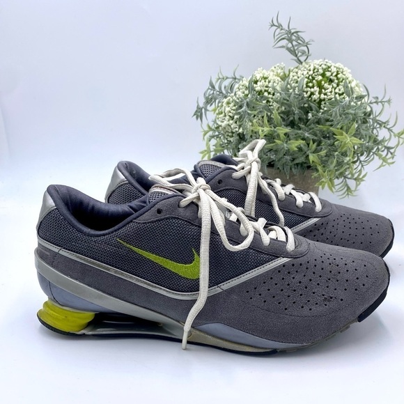 Nike Shoes - Nike Women Shox Pursuit 316582-031
Gray Green Lace Up Sneaker Shoes Size 7.5